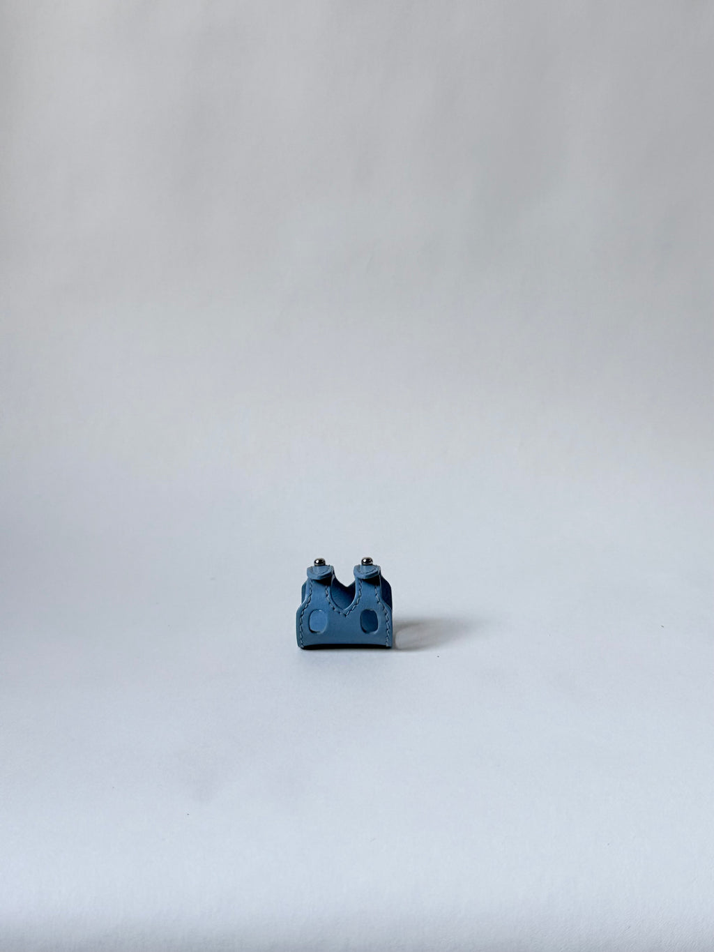 ECCOTI, color cielo